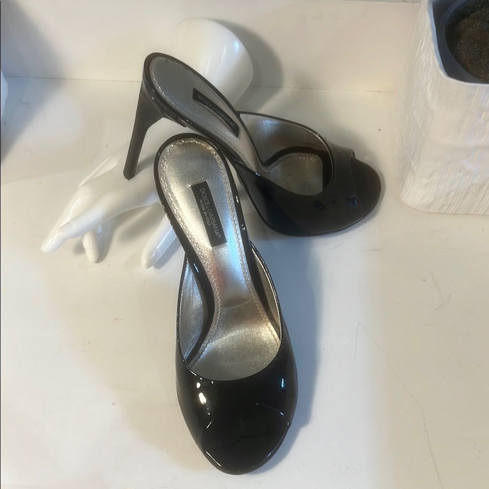 Dolce & Gabbana Black Patent Leather Stiletto Heels